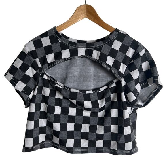 bp Tops - BP Women's Size 1X Black White Gingham Cutout Front Short Sleeve Checkered Top